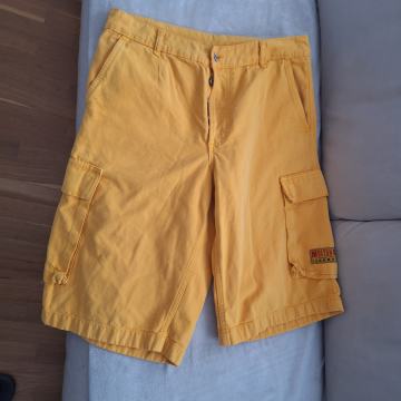 Mustang kratke hlace vel L