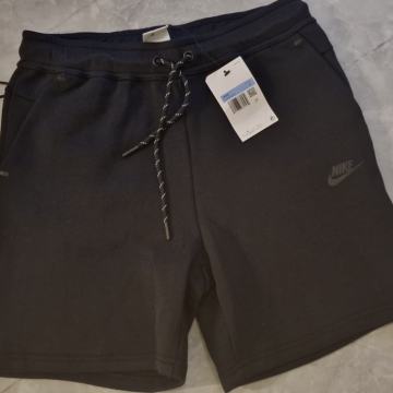 Nike tech fleece kratke hlace
