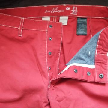 Prodajem kratke hlače H&M