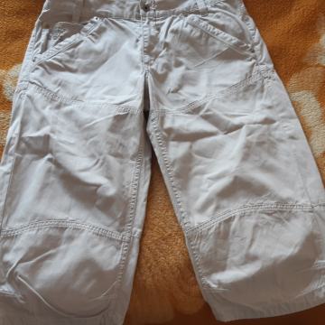 Prodajem kratke hlače Mustang