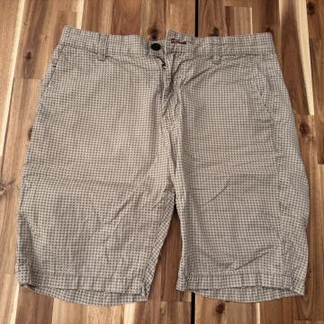 Reserved Kratke Muske Ljetne Hlace vel.w30
