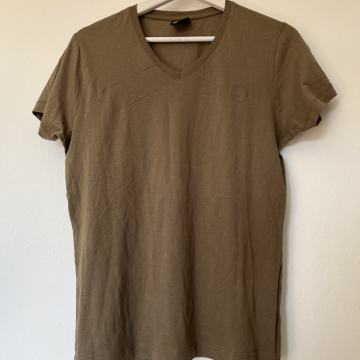 Majica V izrez vl.XS