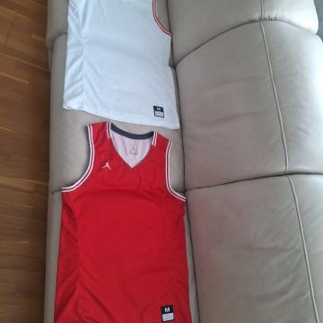 JORDAN majice 2 kom vel M