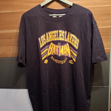 Los Angeles Lakers DC BATMAN kratka majica XXL NOVO