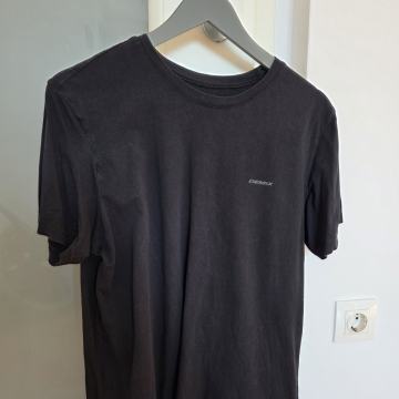 Majica Demix, L, dobro stanje.