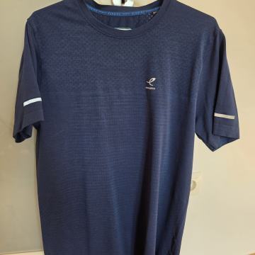 Majica Energetics, M. Dobro stanje.