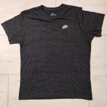 Majica Nike veličine XL - rabljena