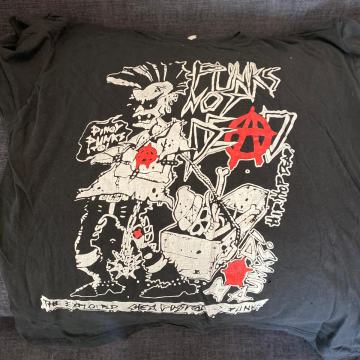 Majica Punks Not Dead L