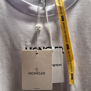MONCLER majica - *Far Fetch*