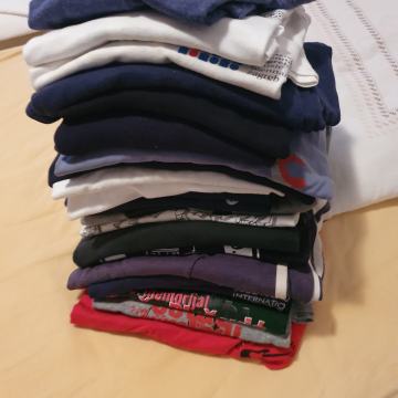 Muške rabljene majice i hlače