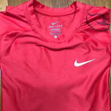 NIKE dry fit majica za trening