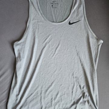 Nike majica bez rukava za Trening