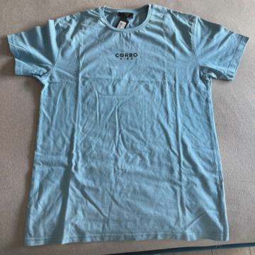 Prodajem Cørbo Hiro Blue Tshirt (XXL Veličina)