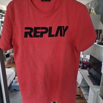 Replay majica L velicina stanje 10/10