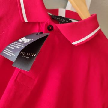 TedBacker,navijačka,sportska,novo,130 Eura u prodaji,račun,zastava