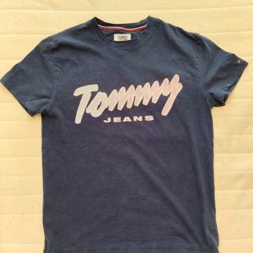 Vintage Tommy Hilfiger majica kratkih rukava veličina M