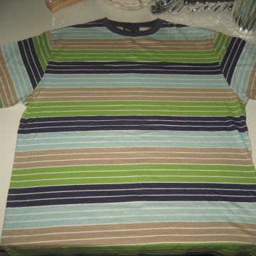 MUŠKA MAJICA  VEL.M/L  NOVO