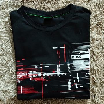 Boss majica ,dugi rukav, M