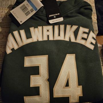 Giannis hoodie M