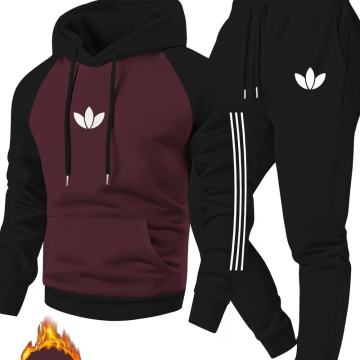 Muški ležerni sportski set od dva dijela s kapuljačom i trenirkom