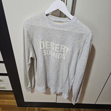 Stradivarius majica dugih rukava M velicina