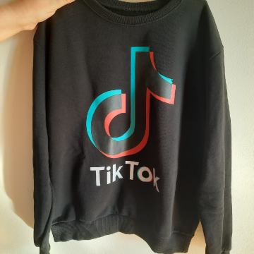 TikTok majica dugih rukava