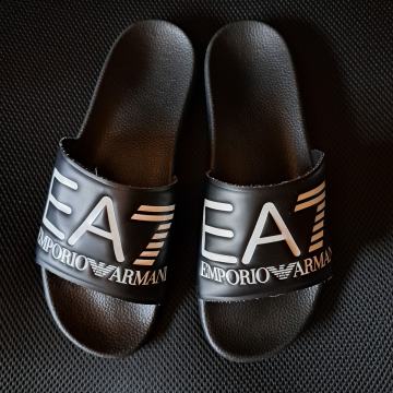 EA7 Emporio Armani muške natikače broj 43