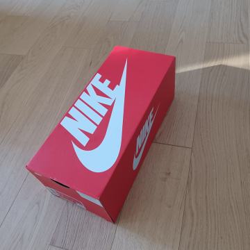 NIKE Natikače Victori One