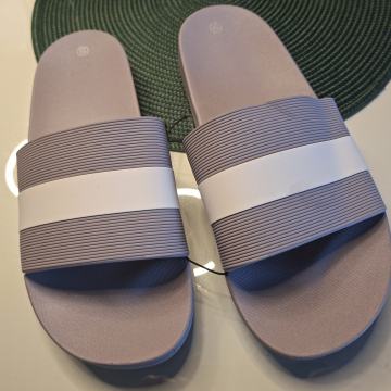 MUŠKE PAPUČE - NATIKAČE  BR. 42 i 43  - NOVO