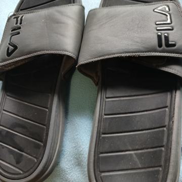 PAPUČE-ŠLAPE br.44-45-Fila