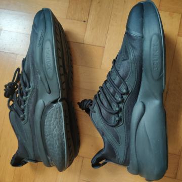 Adidas Alpha Boost V1,broj 45 1/3 ,samo isprobane,ne korištene