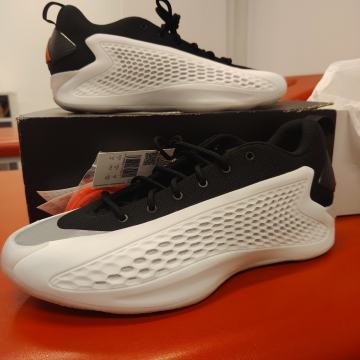 Adidas Anthony Edwards 1 Low veličina US13  NOVO!