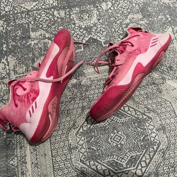 adidas Harden Stepback 3 tenisice broj 44.5