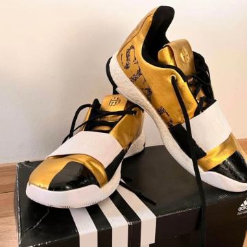 Adidas James Harden Vol. 3 gold