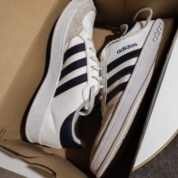 ADIDAS KOŽNE TENISICE
