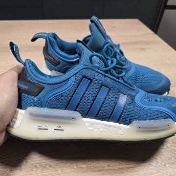 ADIDAS NMD V3 patike 43 1/3