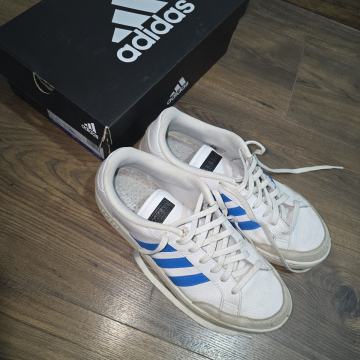 ADIDAS ORIGINAL MUŠKE TENISICE  BR.43/44.KAO NOVE