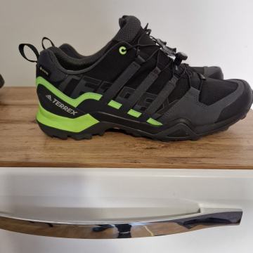 Adidas  outdoor  tenisice