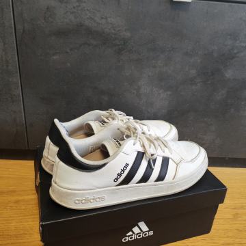 Adidas patike br. 46 (11)