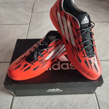 "Adidas Speedtrick indoor patike za nogomet"