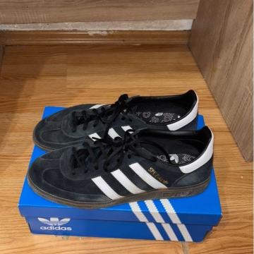 Adidas spezial