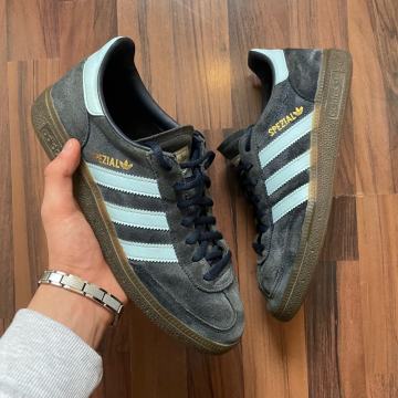 Adidas spezial