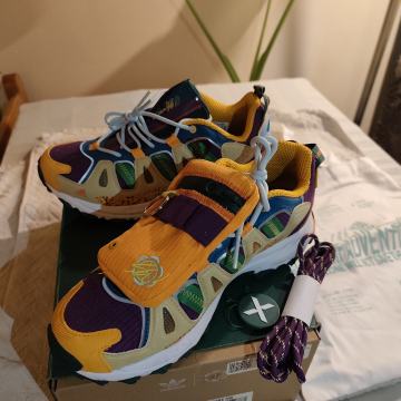 Adidas Suoerturf Adventure SW