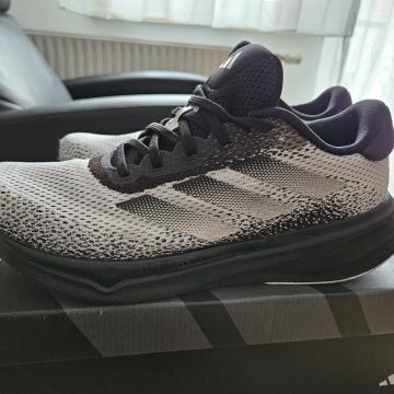 Adidas Supernova Stride crno bijele, nove!