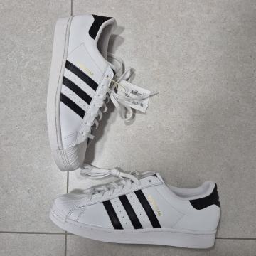 Adidas Superstar