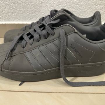 Adidas Superstar XLg 47 1/3