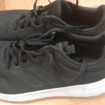 Adidas  tenesice vel.42