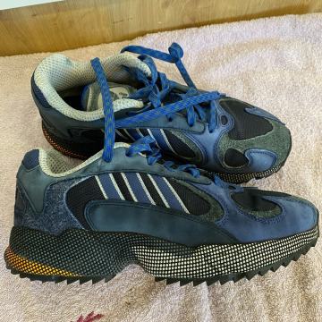 Adidas tenisice br.42