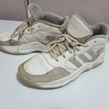 Adidas tenisice broj 44