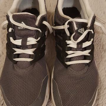 Adidas tenisice, vel. 37 1/3